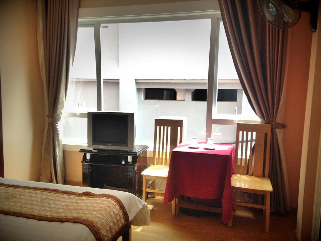 Hong Ky Boutique Hotel Diện Biên Phủ Exterior foto